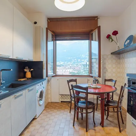 Apt W/ Balcony - 700 M From Borghi Station Apartment *