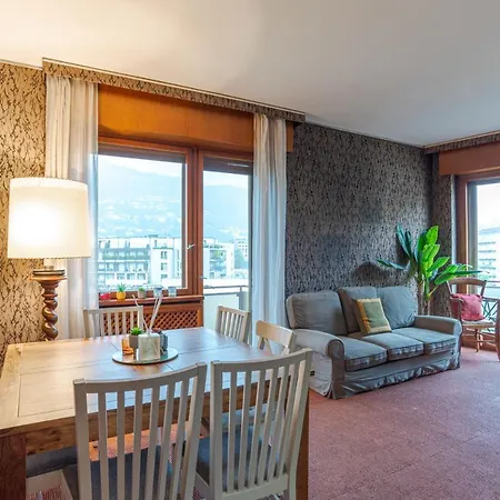 Apt W/ Balcony - 700 M From Borghi Station Apartment Como